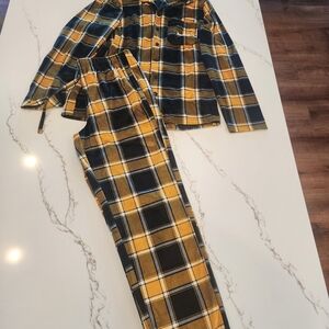 Dogg Supply by Snoop Dogg Plaid Flannel Pajama Set Men’s M